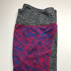 LuLaRoe Jade Capri Athletic Leggings